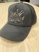 Load image into Gallery viewer, GOLDEN ERA TIMELESS ‘GRAFF” TRUCKER